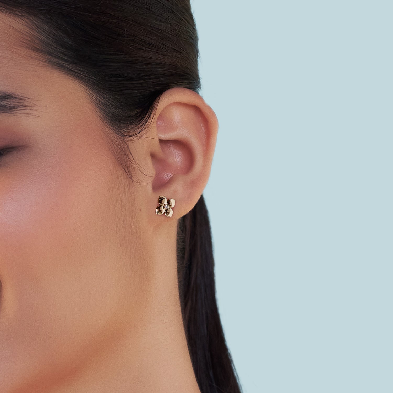 La Fleur Diamond Studs
