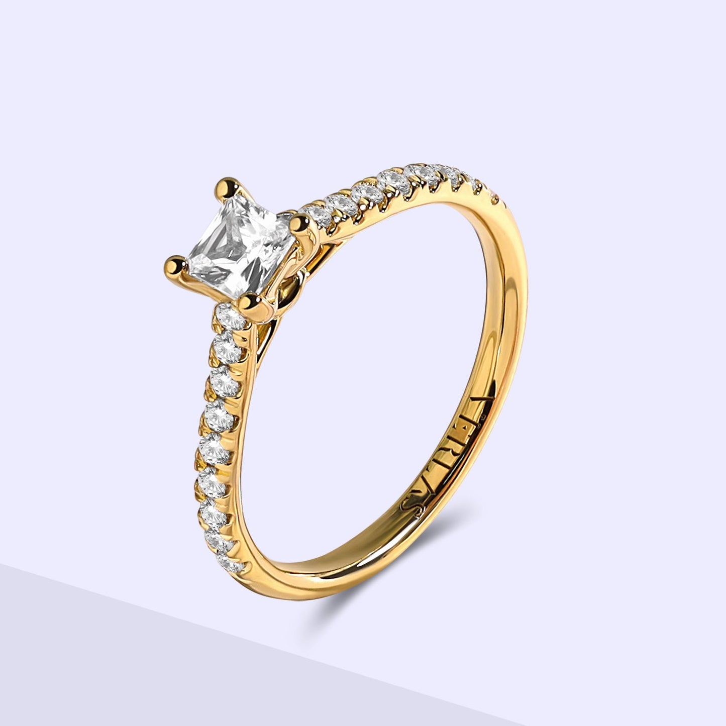 Signature Princess Ring_Product Angle_Creative Image