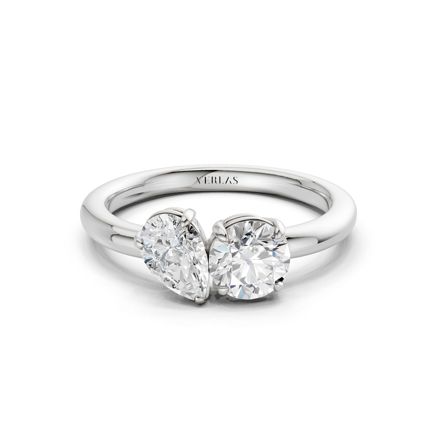 Pear-Round Diamond Toi et Moi Ring