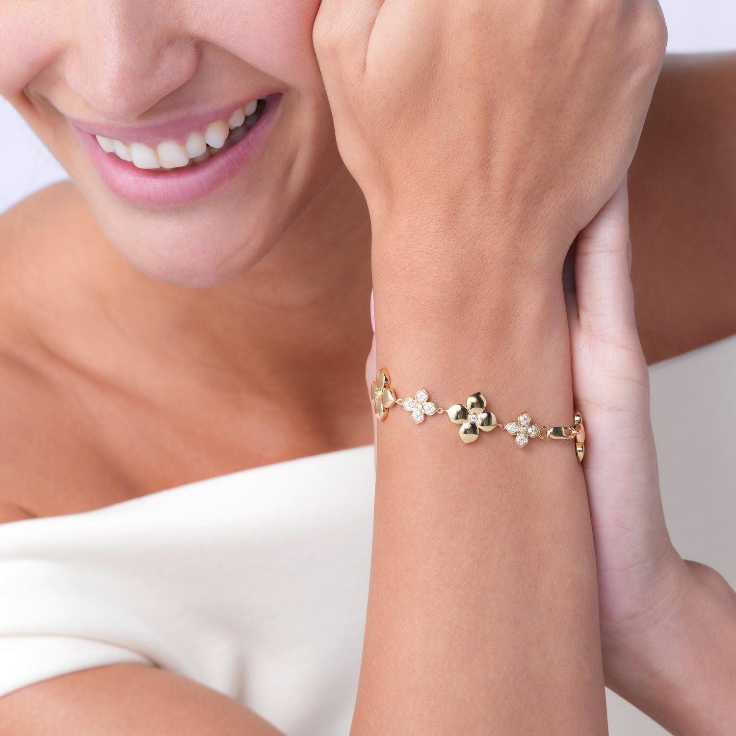 La Fleur Blooming Bracelet