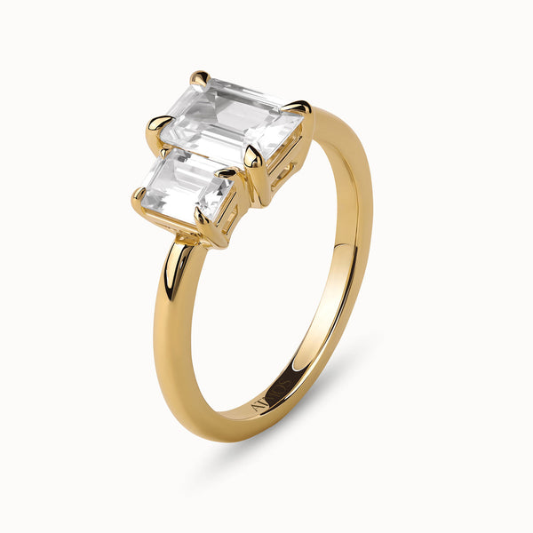 Asymmetrical Emerald Diamond Toi et Moi Ring