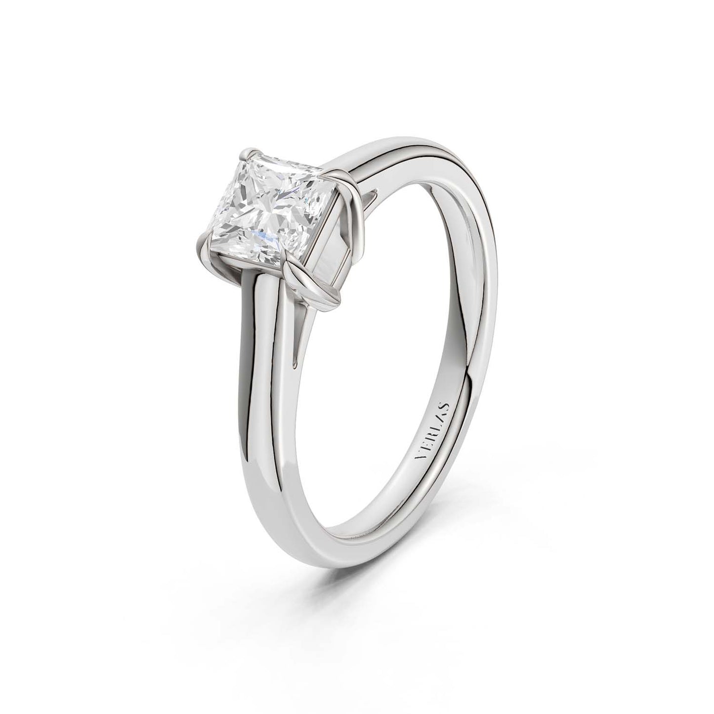 Princess Iconic Ring Medium