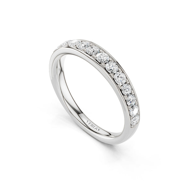 Trailing Diamonds Band