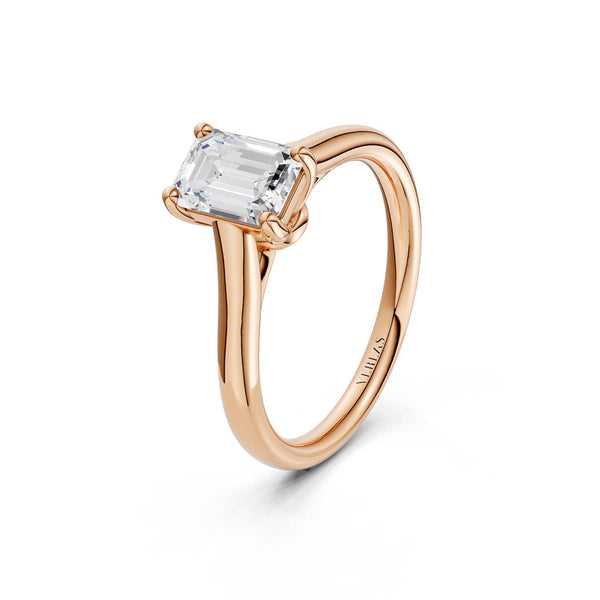 Iconic Emerald Ring